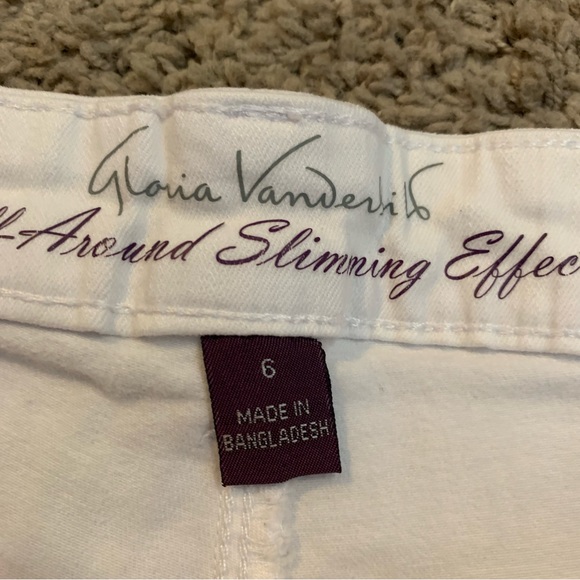 Gloria Vanderbilt White Denim Bermuda Shorts 6 - Picture 4 of 6
